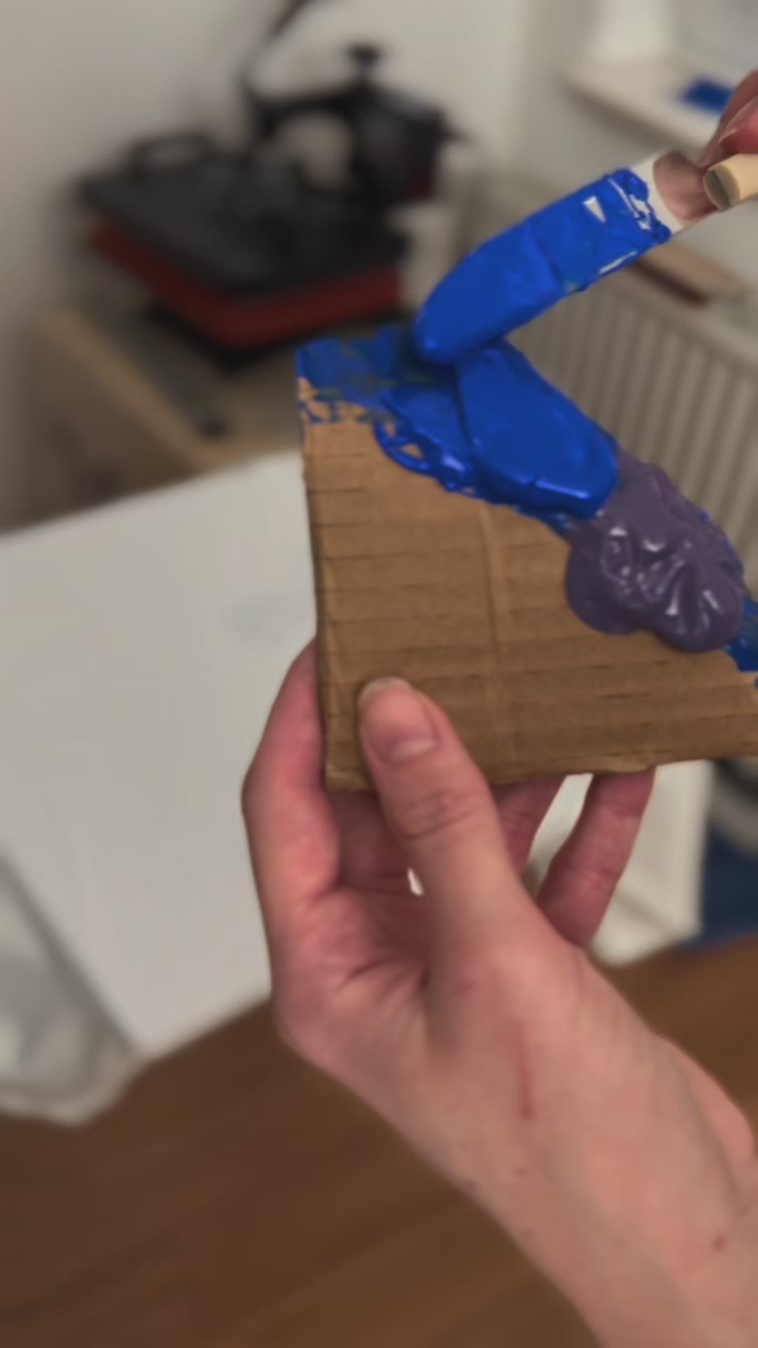 Majica za materinski dan. Mama je ena sama. Majica z metuljčki. Postopek izdelave. Sitotisk.